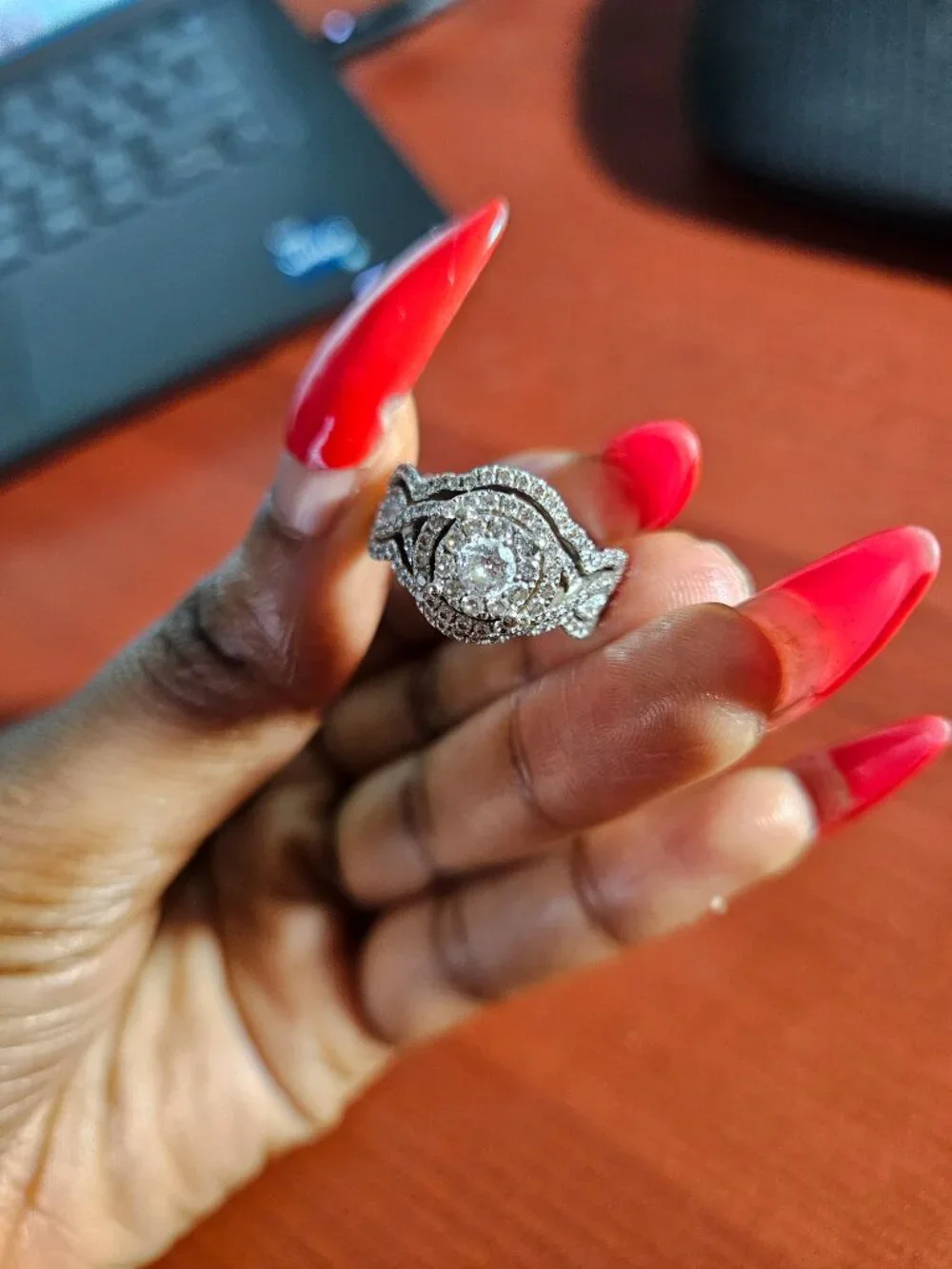 Wedding ring - Picture 7 of 7